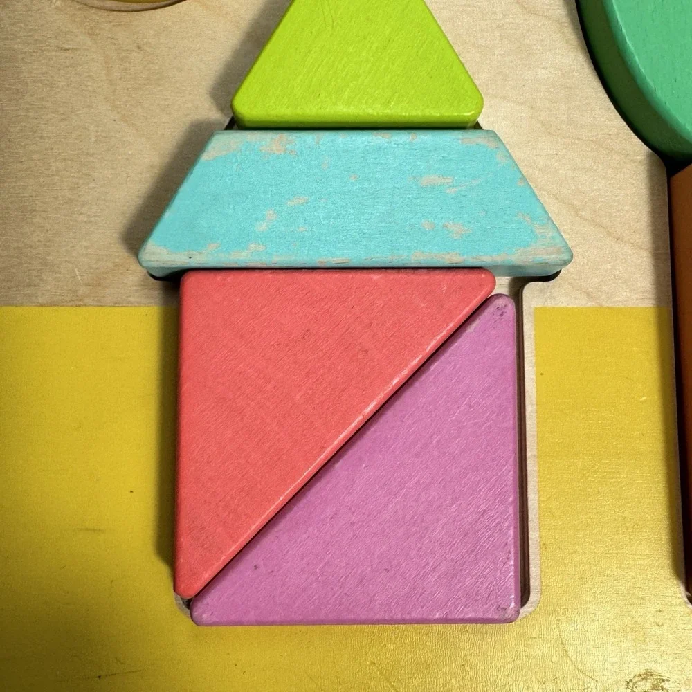 Lovevery Montessori Wooden Twist & Pivot Pattern Puzzle Toy Babies And Toddler